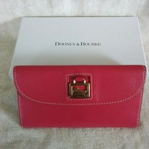 Authentic Dooney & Bourke Continental wallet